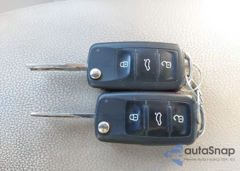 2014 Volkswagen Jetta Sportwagen 2.0L Tdi from USA, damaged, VIN 3VWML7AJ0EM626237